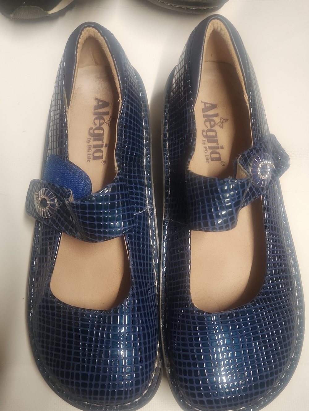 Alegria Navy Paloma Croc-Print Patent Mary Jane Flats